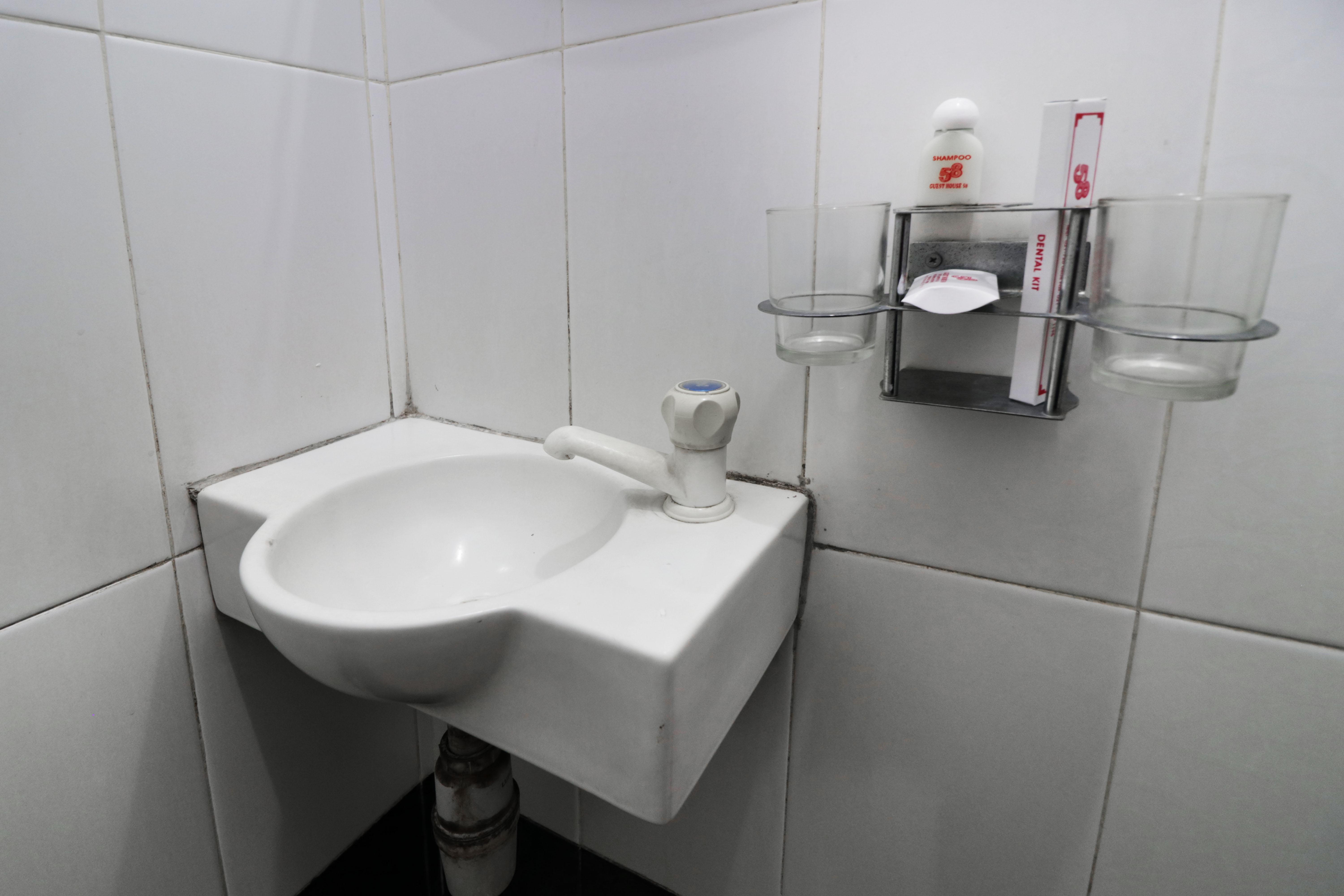 58 Guesthouse Tangerang Pondoklang Luaran gambar