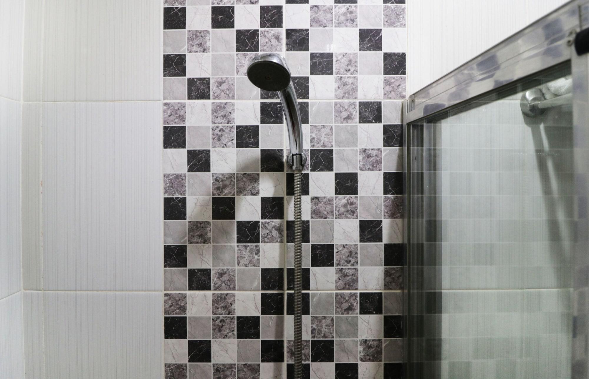 58 Guesthouse Tangerang Pondoklang Luaran gambar